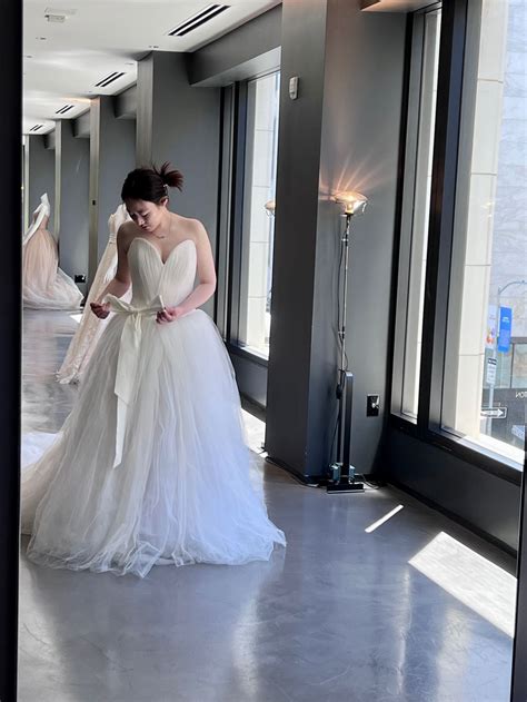 discount vera wang dresses
